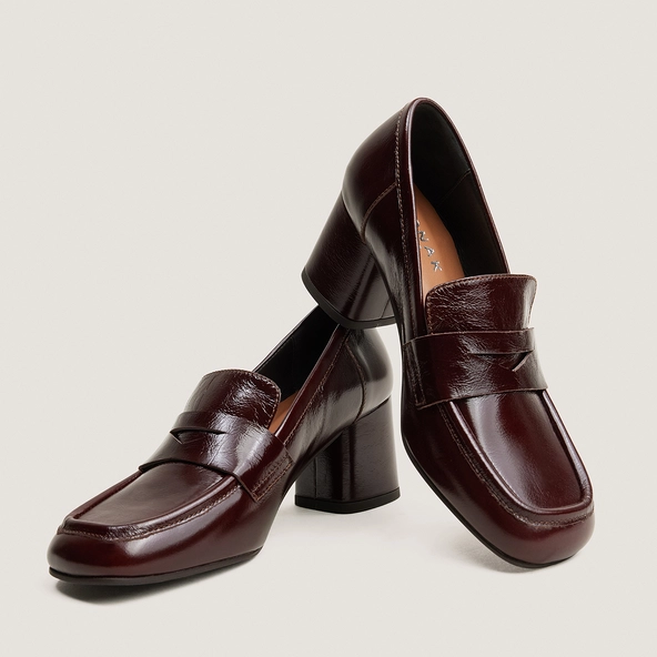 Mocassins à bouts carrés en cuir brillant chocolat | DUCHE | Jonak