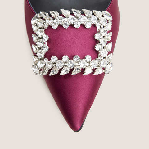 Escarpins slingbacks &agrave; bouts pointus bordeaux