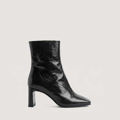 Bottines &agrave; talons et bouts carr&eacute;s noir