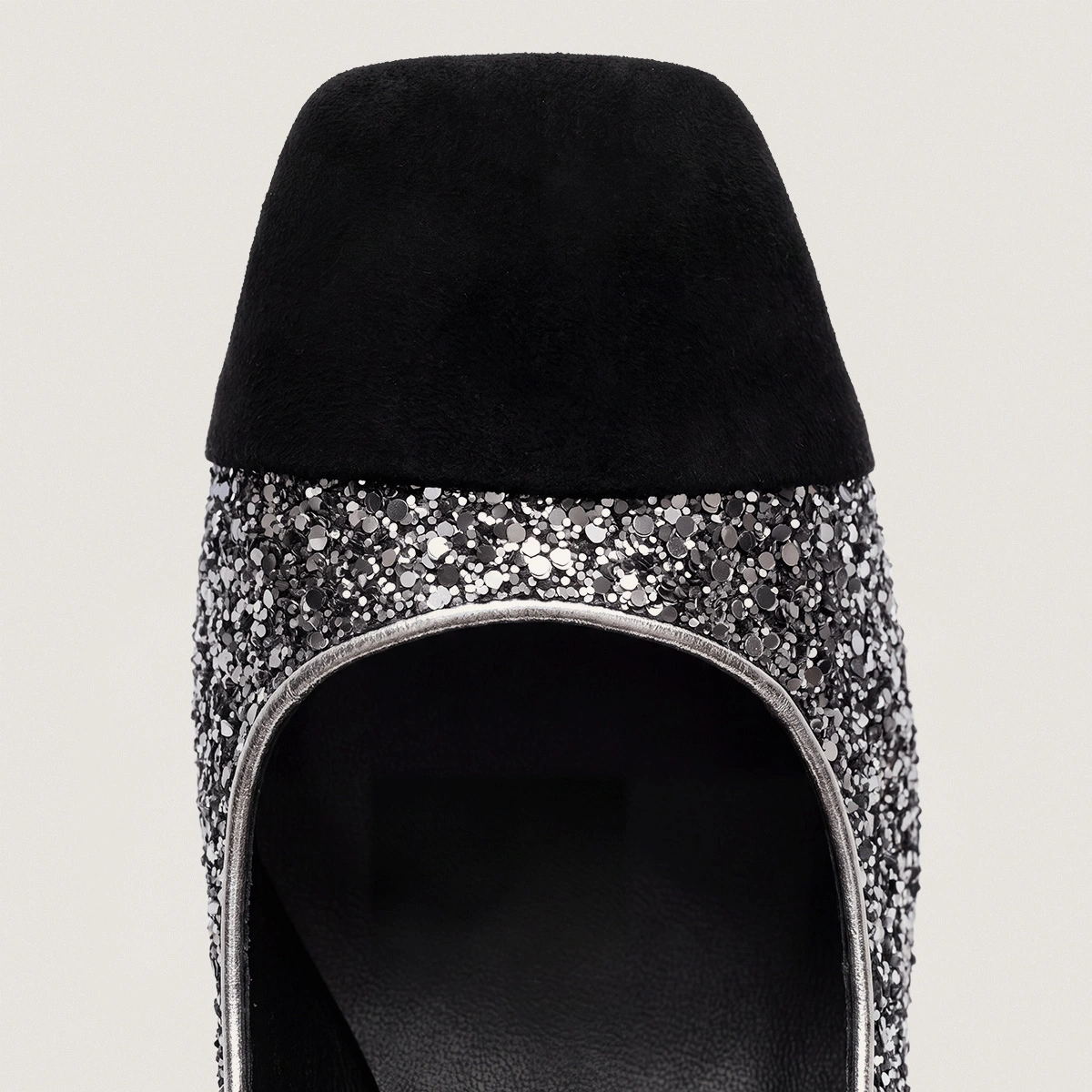 Escarpins à talons larges et bouts carrés en velours noir et glitter argent foncé | DOG | Jonak