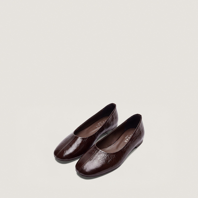 Ballerines &agrave; bouts ronds en cuir brillant marron | DALLETUS | Jonak
