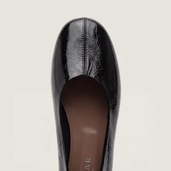 Ballerines à bouts ronds en cuir brillant noir | DALLETUS | Jonak