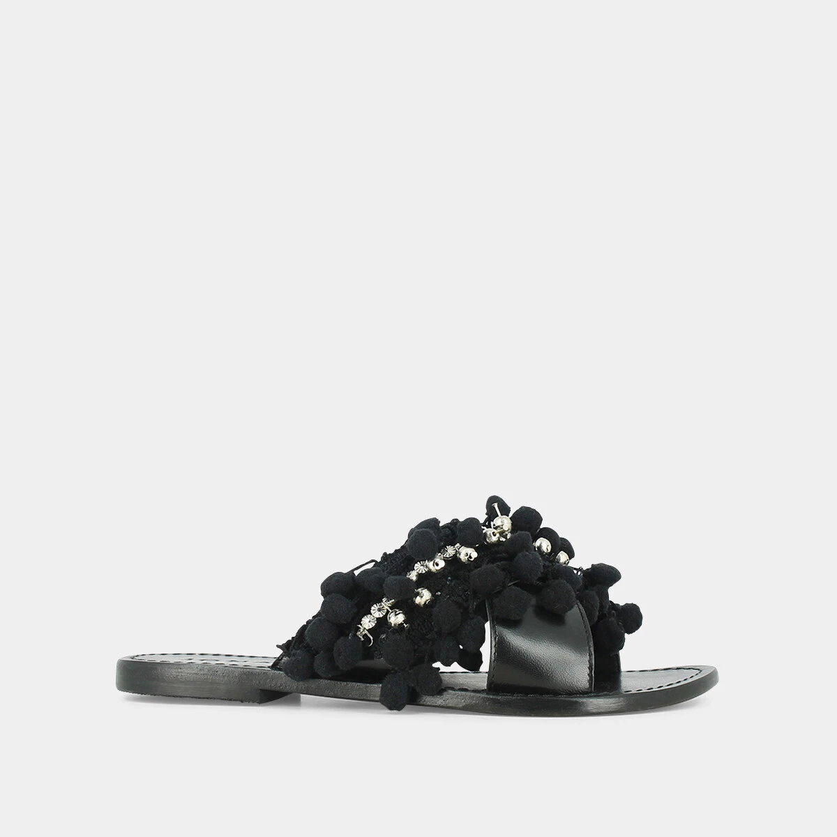 Mules à pompons et perles en cuir et tissu noir | JACK | Jonak