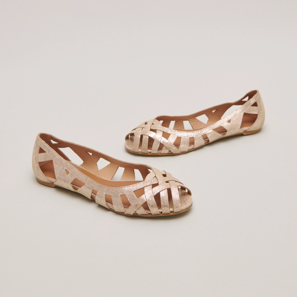 Ballerines ajourées en croûte laminée platine | DERAY | Jonak
