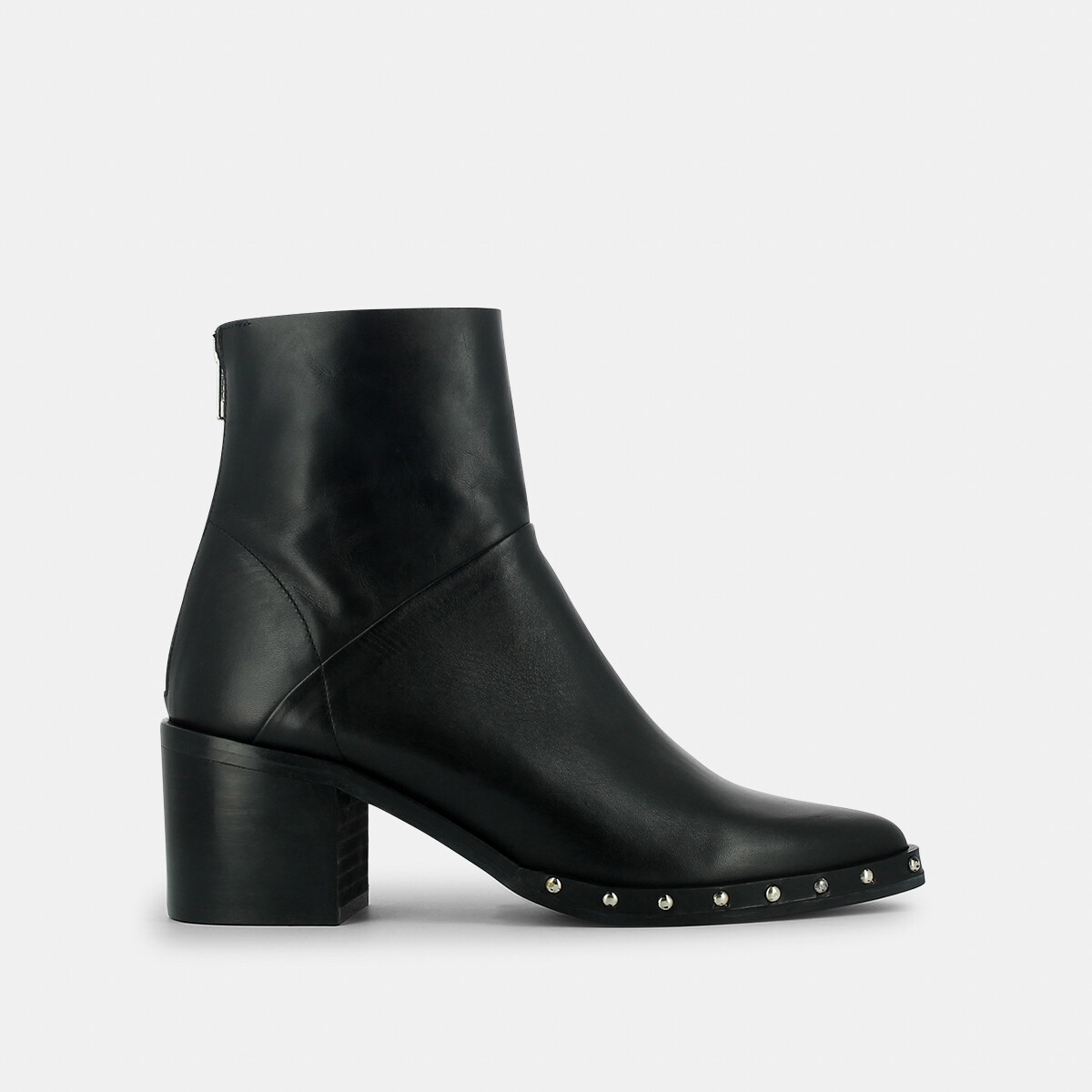 Bottines pointues à clous en cuir noir | DACCA | Jonak
