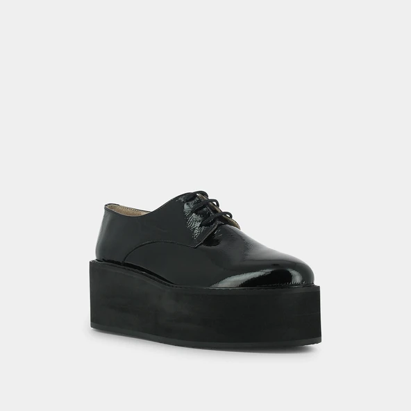 Derbies à plateforme en vernis noir | ALILOU | Jonak