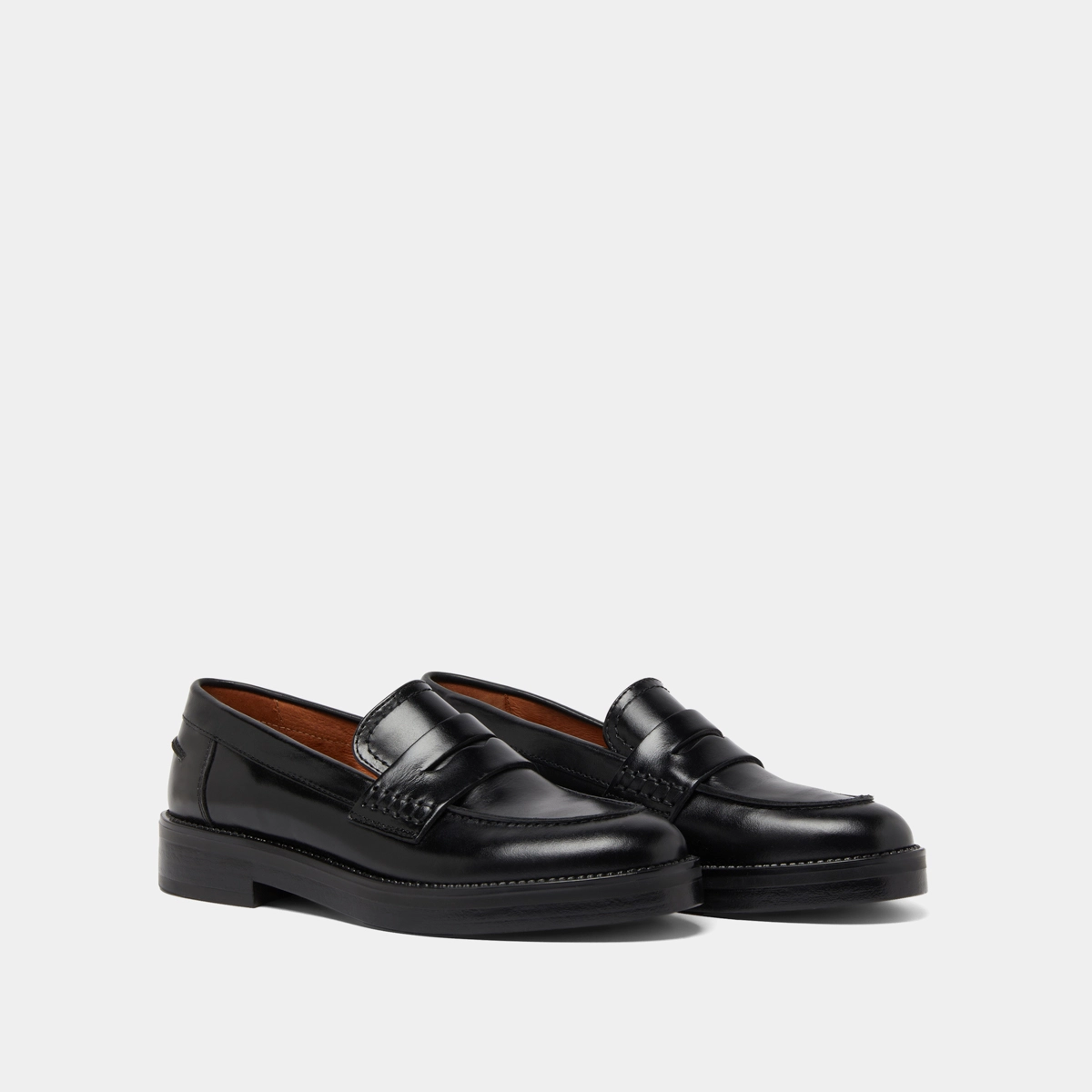 Mocassins à bouts ronds en cuir noir | MIRNA | Jonak