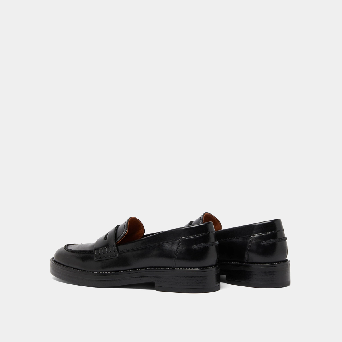 Mocassins à bouts ronds en cuir noir | MIRNA | Jonak