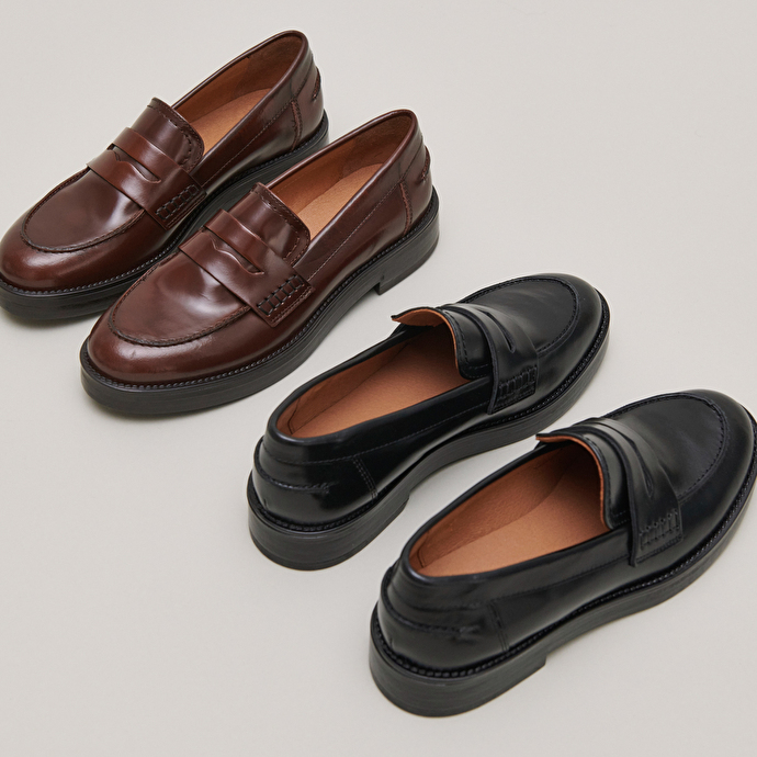 Mocassins à bouts ronds en cuir patiné marron | MIRNA | Jonak