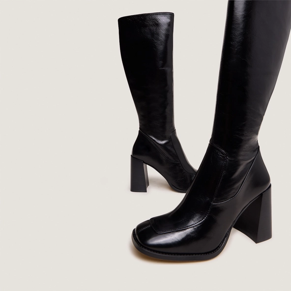 Bottes hautes &agrave; bouts carr&eacute;s en cuir brillant noir | VAUBANE | Jonak