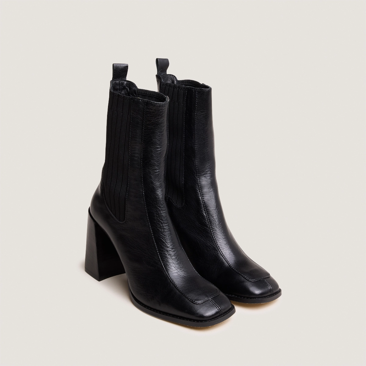 Bottines à talons hauts en cuir noir | VANTI | Jonak