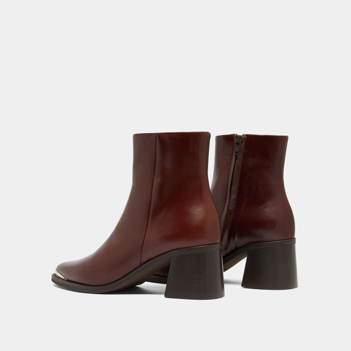 Bottines à talon et embout doré en cuir marron | DELO | Jonak