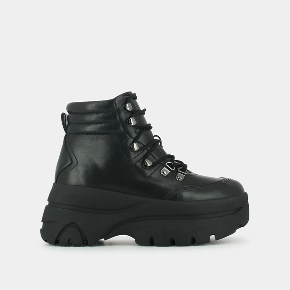 Boots à lacets et semelles plateformes en cuir noir | GASTON | Jonak