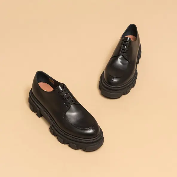 Derbies à semelles crantées en cuir noir | DEMER | Jonak
