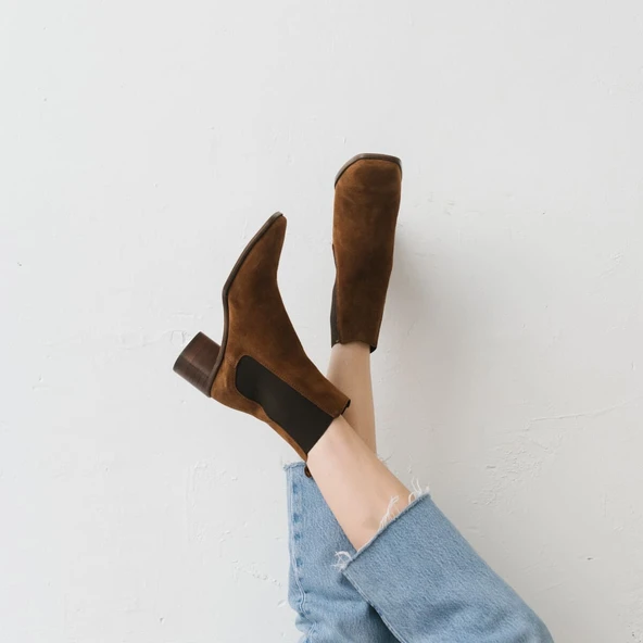 Bottines à talons en croute cognac | BERGAMOTE | Jonak