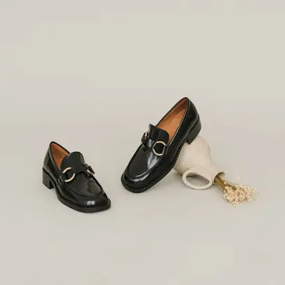 Mocassins &agrave; boucles en cuir noir | BELINDA | Jonak
