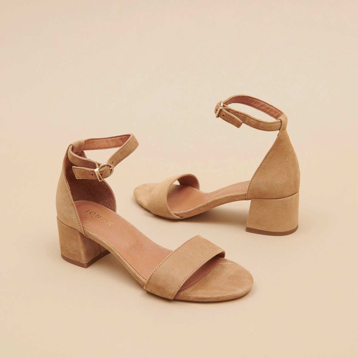 Sandales à talons carrés en velours camel | VERDI | Jonak