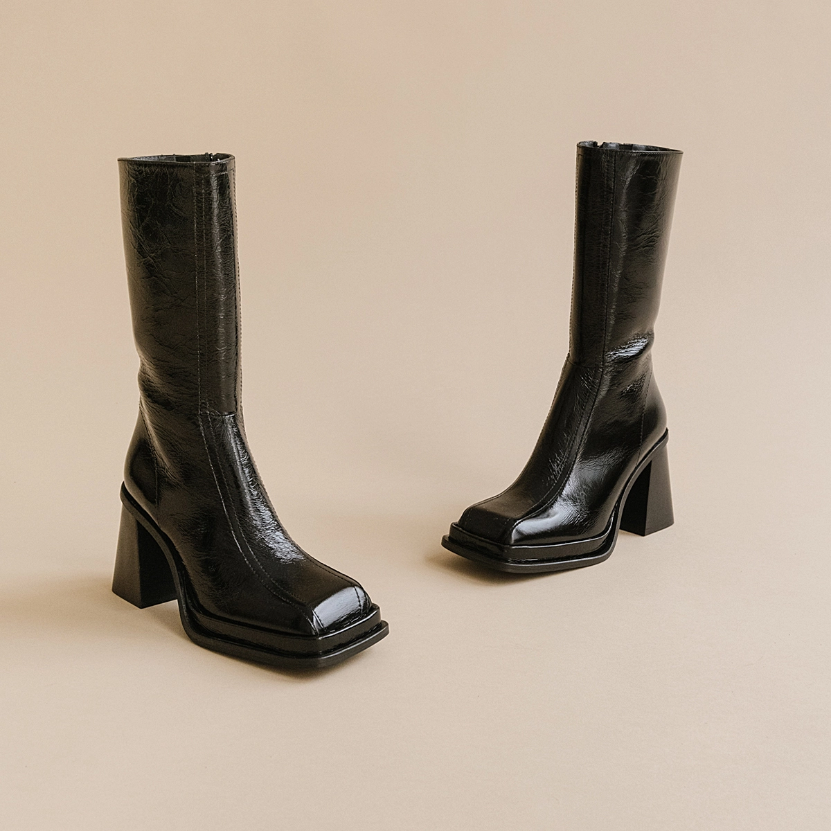Bottes à talons, plateformes et bouts ca... en cuir brillant noir | BAGNA | Jonak