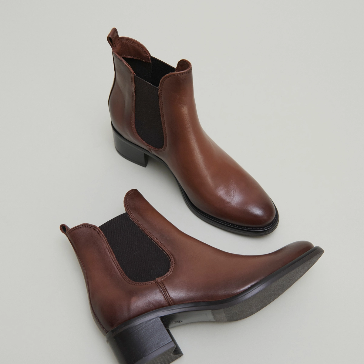 Bottines &agrave; talons en cuir patin&eacute; cognac | CALCUTTO | Jonak