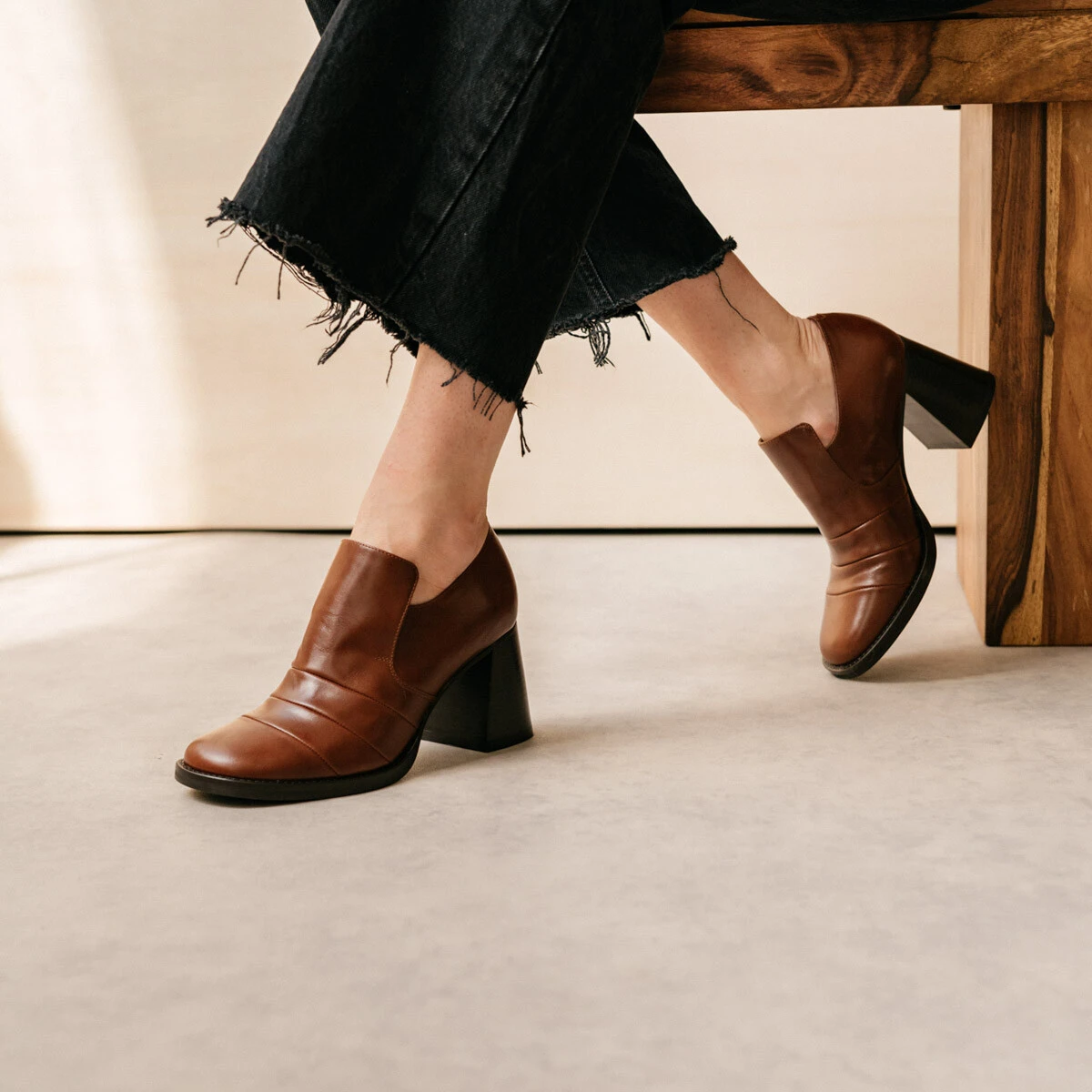 Mocassins à talons en cuir cognac | DESTIN | Jonak