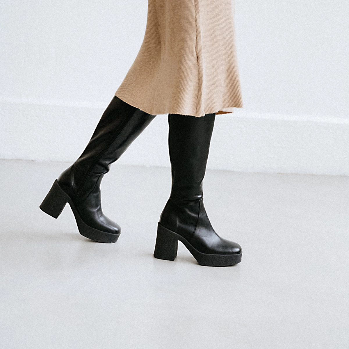 Bottes à plateformes en cuir vieilli noir | DRICIA | Jonak