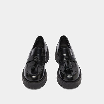 Mocassins à semelles crantées et glands.... en cuir glacé noir | RUSE | Jonak