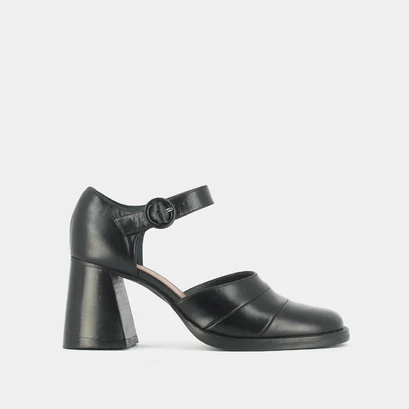 Sandales à talons et brides noir