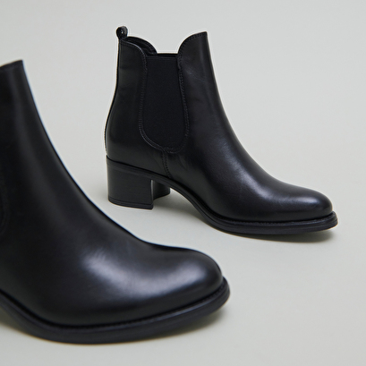 Bottines à talons noir