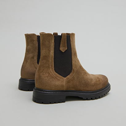 Bottines à semelles crantées et élastiqu... en croute taupe | CANDIDE | Jonak