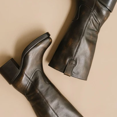 Bottes &agrave; talons en cuir grain&eacute; gris | DIA | Jonak