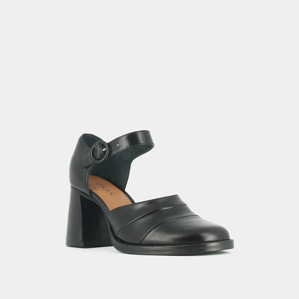 Sandales &agrave; talons et brides en cuir noir | DESTINEE | Jonak