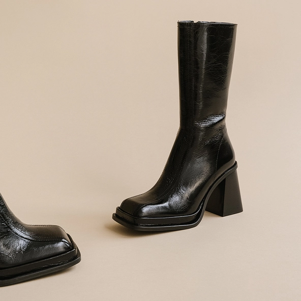 Bottes à talons, plateformes et bouts ca... en cuir brillant noir | BAGNA | Jonak