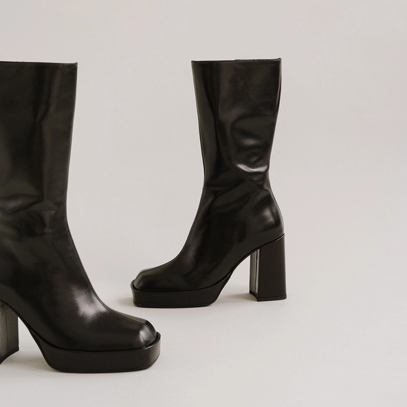 Bottes à plateformes et bouts carrés en cuir noir | BOULIER | Jonak