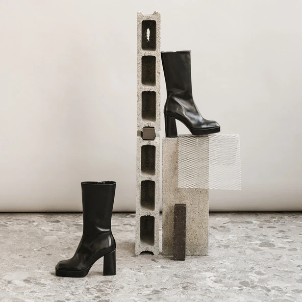 Bottes à plateformes et bouts carrés en cuir noir | BOULIER | Jonak