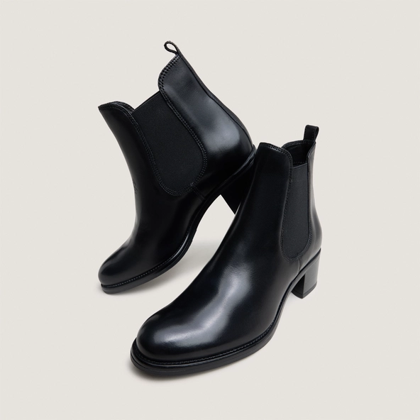 Bottines à talons en cuir noir | CALCUTTO | Jonak