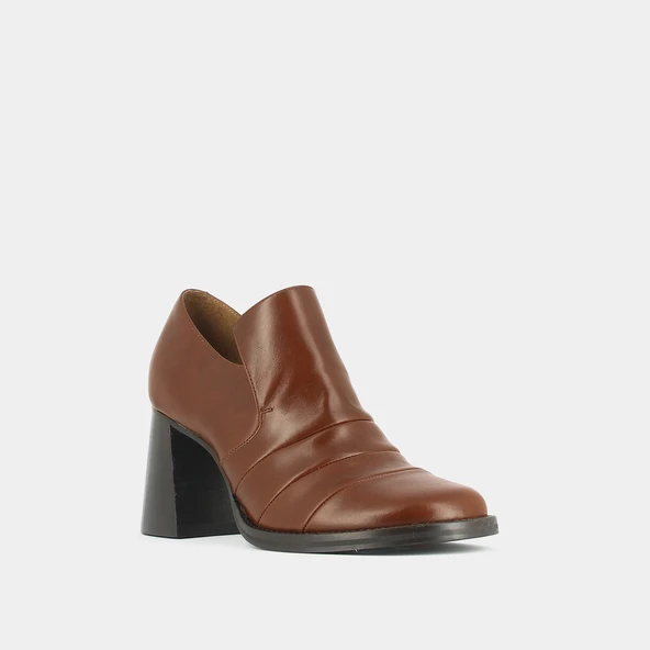 Mocassins à talons en cuir cognac | DESTIN | Jonak