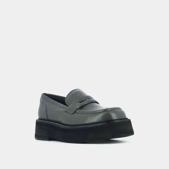 Mocassins &agrave; plateformes en cuir glac&eacute; gris | DAFFY | Jonak