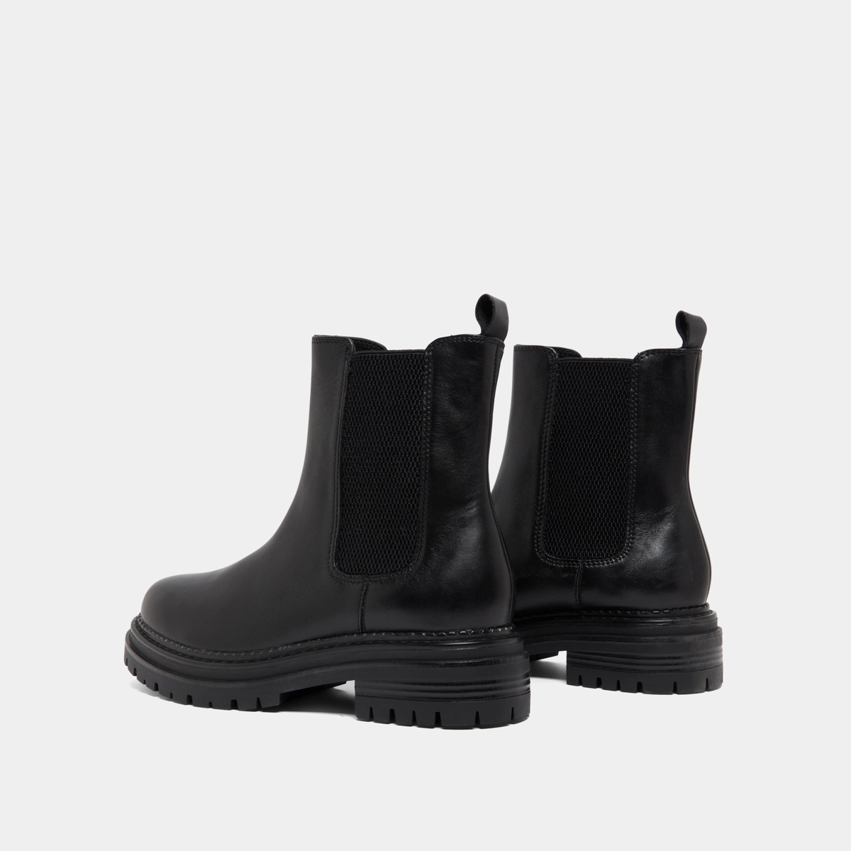 Boots &agrave; semelles crant&eacute;es et &eacute;lastiqu... en cuir noir | ADALARD | Jonak
