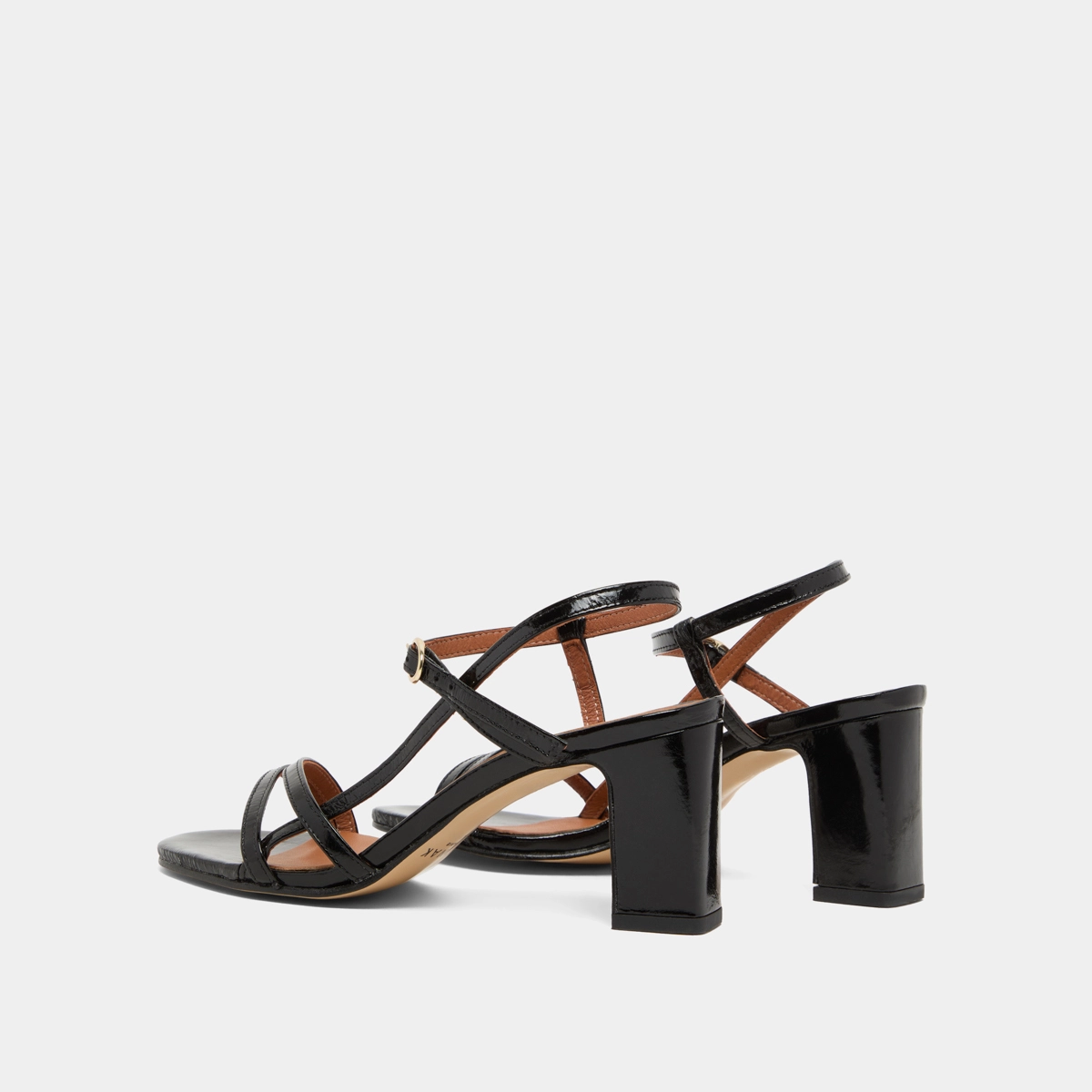 Sandales à talons et brides en cuir brillant noir | VICOMTE | Jonak