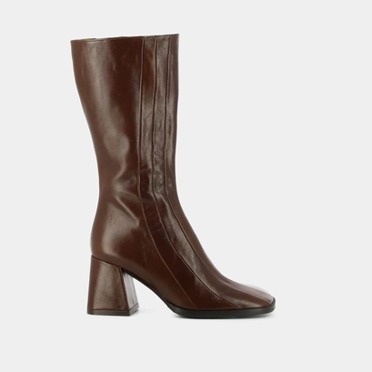 Bottes &agrave; talons et surpiqures en cuir vieilli marron | DATCHY | Jonak