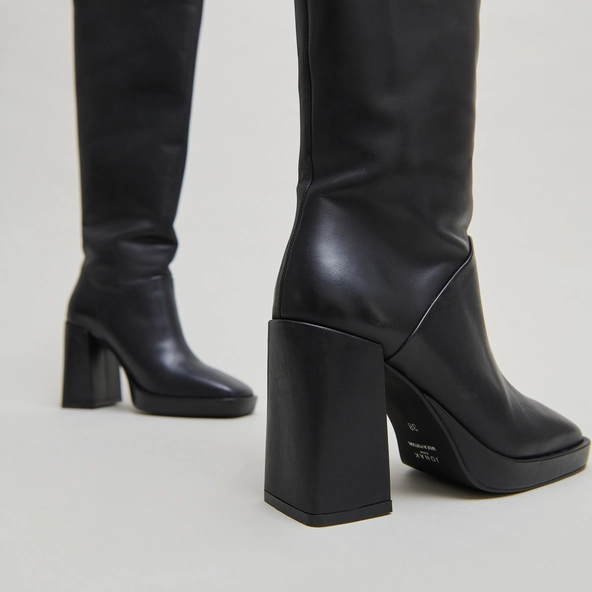 Bottes à talons hauts et bouts carrés en cuir noir | DETHLEE | Jonak