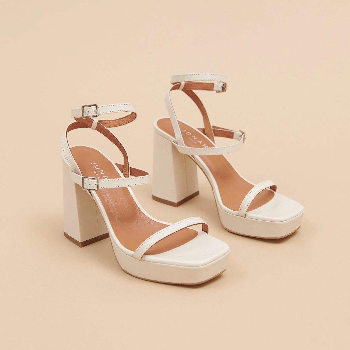 Sandales à brides et plateformes en cuir vieilli écru | VLADO | Jonak