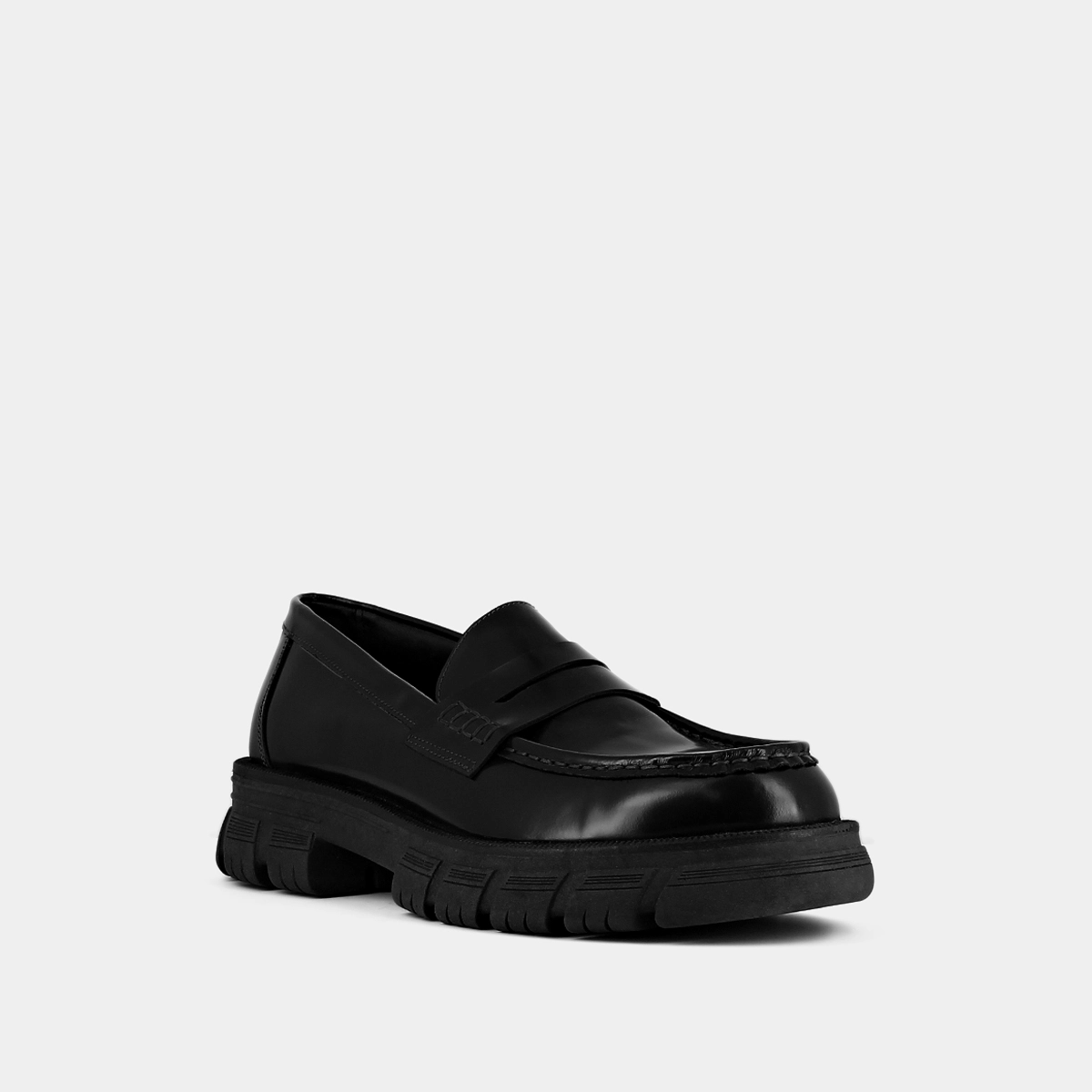 Mocassins à semelles crantées en cuir glacé noir | DIAQUO | Jonak