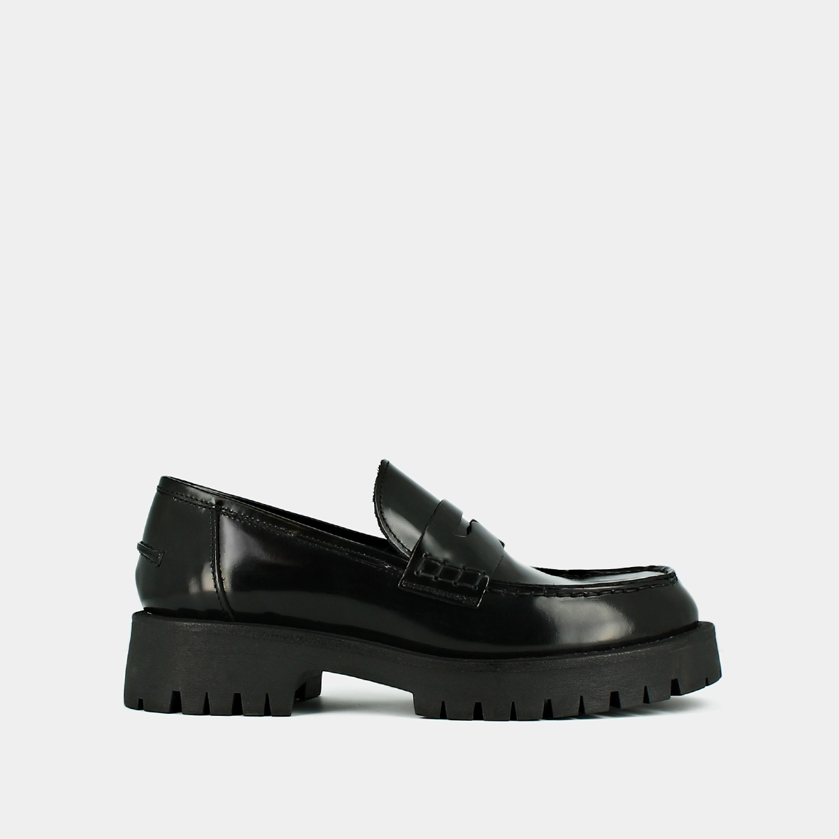 Mocassins à semelles crantées en cuir glacé noir | RIMANA | Jonak