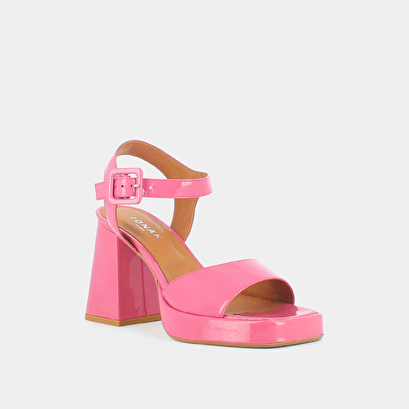 Sandales à brides et plateformes en vernis rose | DIVINA | Jonak
