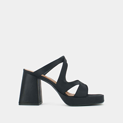 Sandales à talons et bouts carrés en satin noir | DIVIN | Jonak