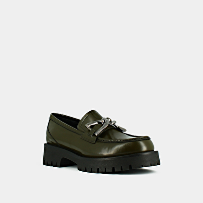 Mocassins à talons plats et mords en cuir glacé kaki | ROSE | Jonak
