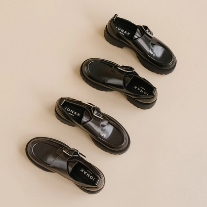 Derbies à talons plats, boucles et coutu... noir