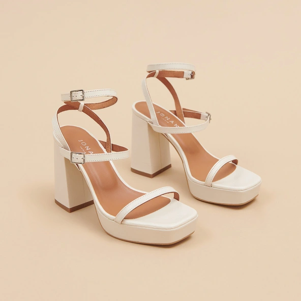 Sandales à brides et plateformes en cuir vieilli écru | VLADO | Jonak