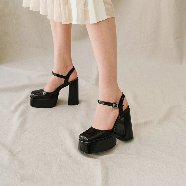 Babies à plateformes et brides en vernis noir | BACHELIER | Jonak